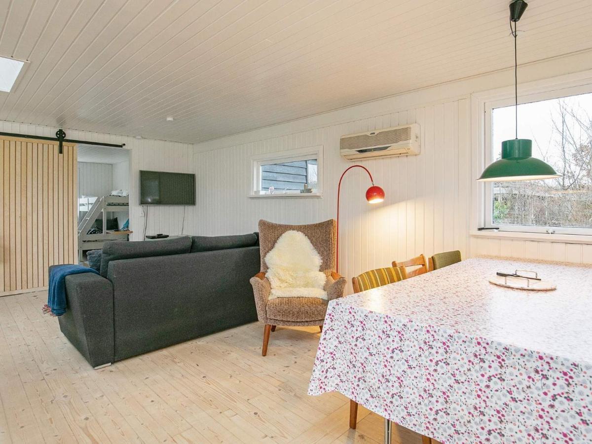 7 Person Holiday Home In Frederikshavn Exteriör bild